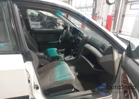 2000 Subaru Legacy L from USA, damaged, VIN 4S3BH6351Y7309040